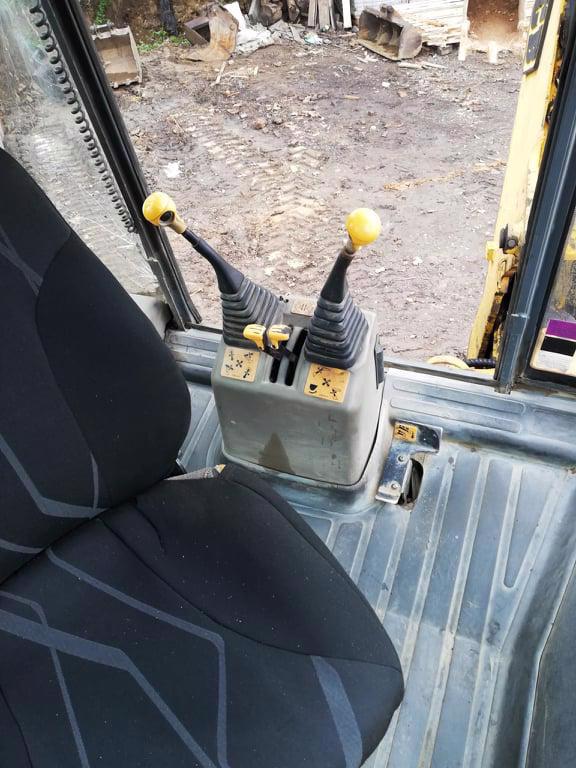 Prodám JCB 3CX - foto 7