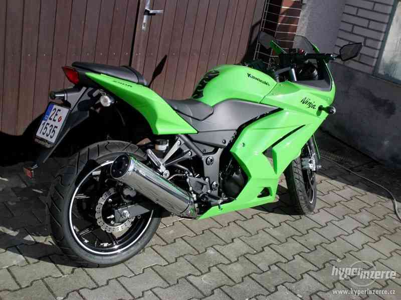 KAWASAKI NINJA 250R - foto 2