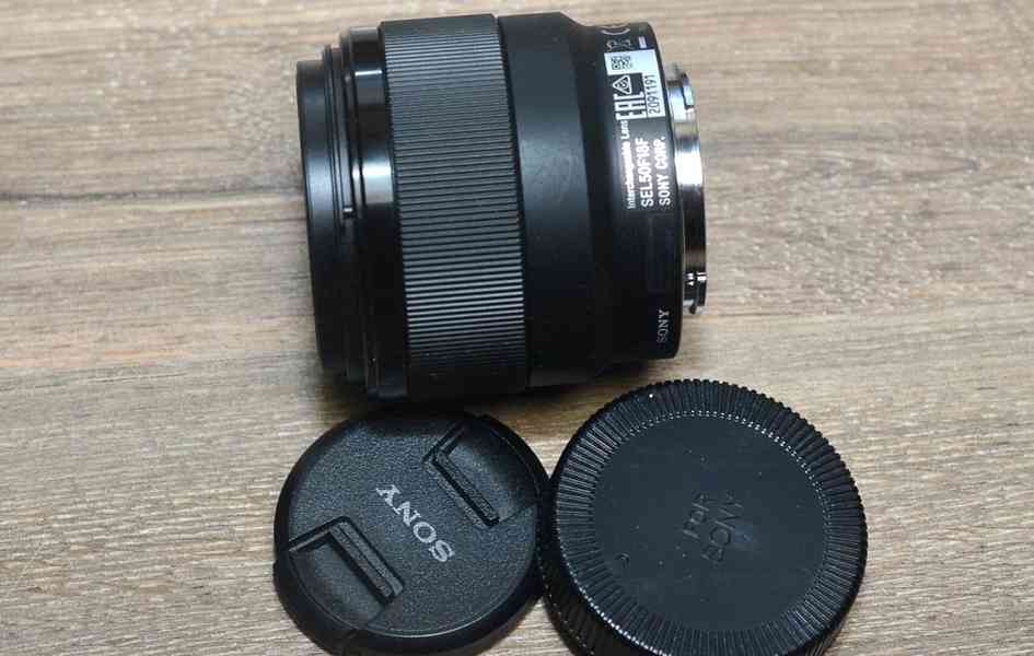 Sony FE 50mm f/1,8 *Full-frame*Pevný*E mount* - foto 3