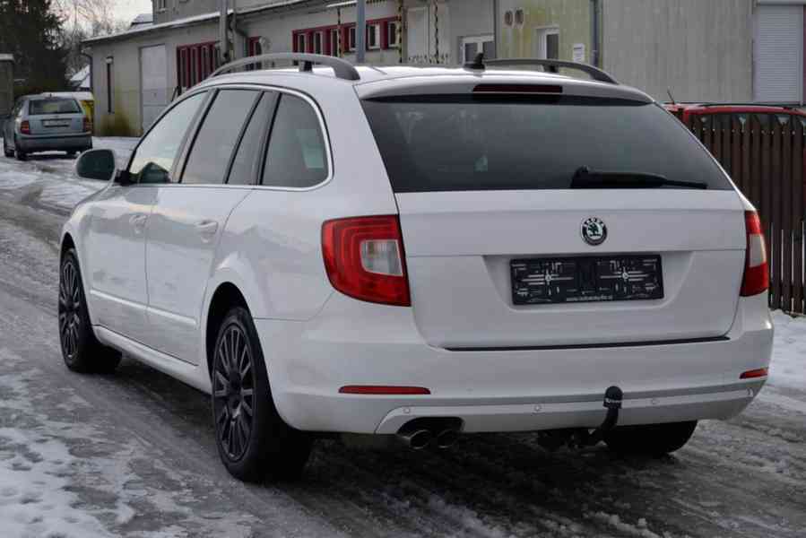 Škoda Superb 2.0 TDI 103kW Ambition kombi - foto 2