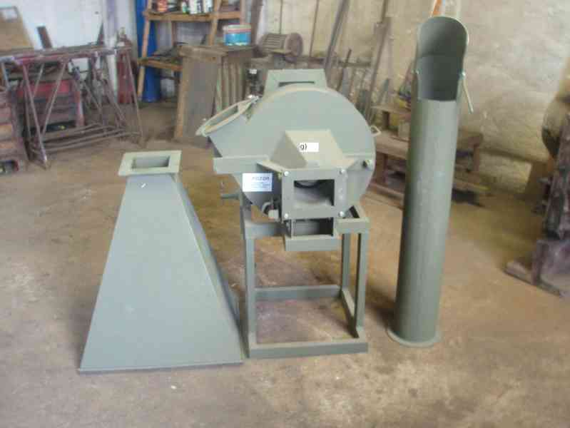 Štěpkovač - drtič větví - foto 4