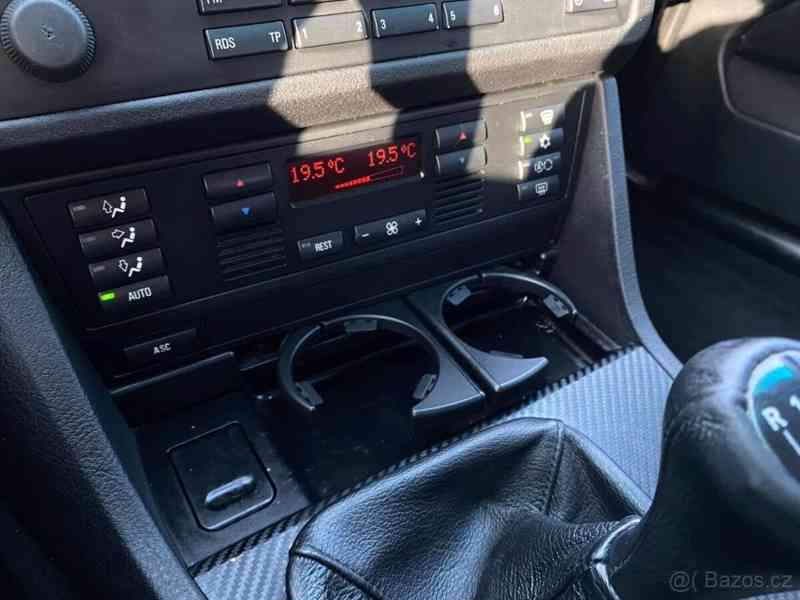 BMW Řada 5 2,8   528i, před FL, MANUÁL - foto 16