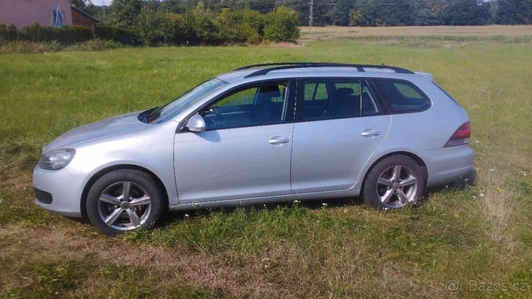 Volkswagen Golf 1,6 - foto 5