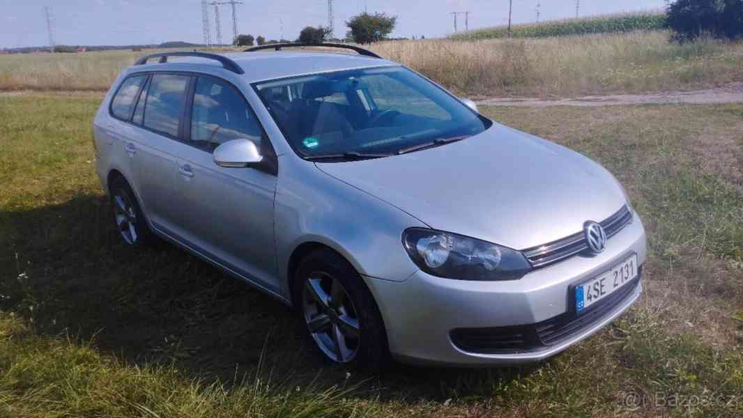 Volkswagen Golf 1,6 - foto 8
