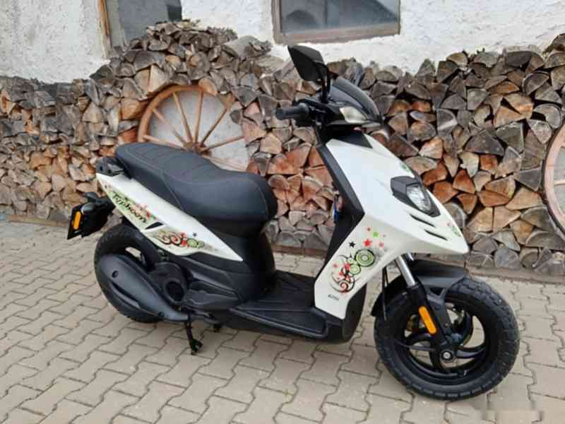 PIAGGIO TYPHOON 125 - foto 1