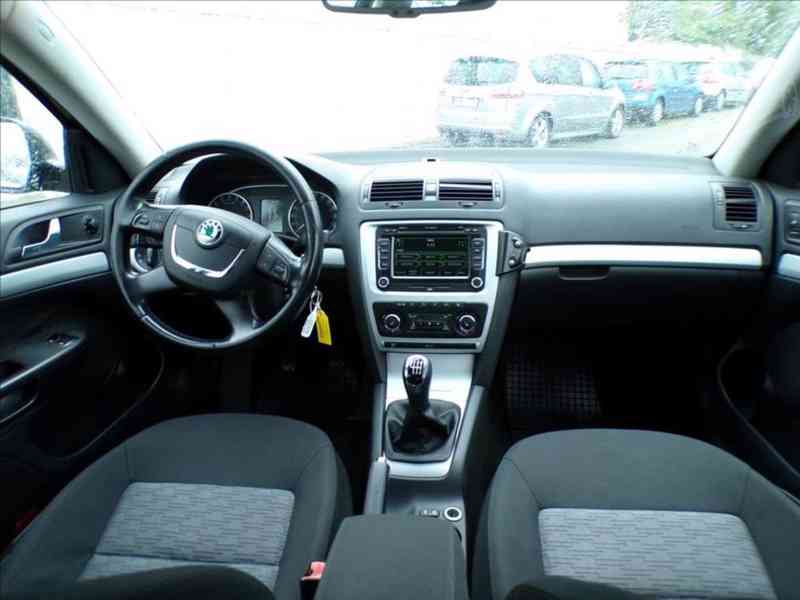 Škoda Octavia 2,0 TDI NAVIGACE - foto 5