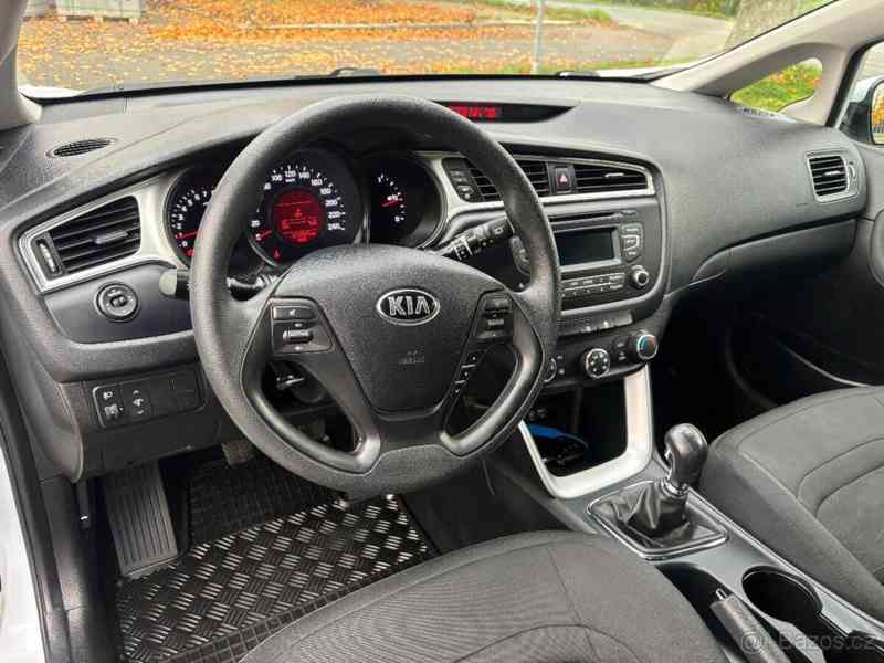 Kia Ceed 1,4   61 240 km, 2017 - foto 3