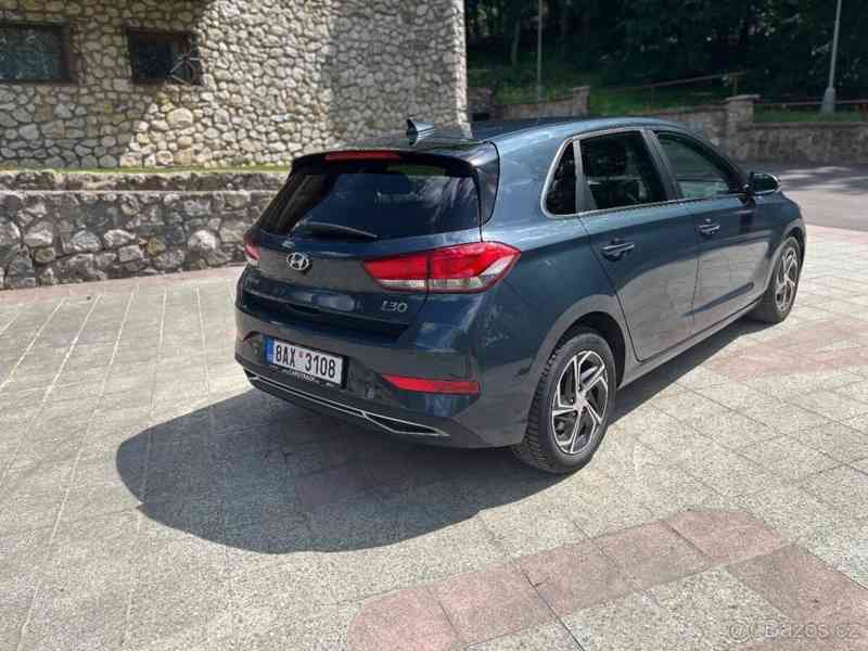 Hyundai i30 1,0   automat - foto 3