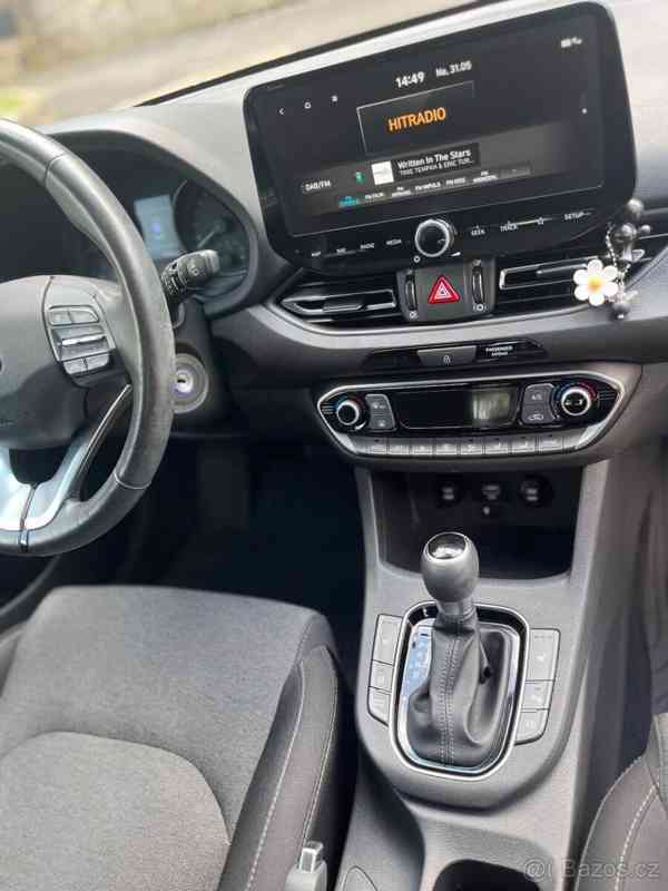 Hyundai i30 1,0   automat - foto 7