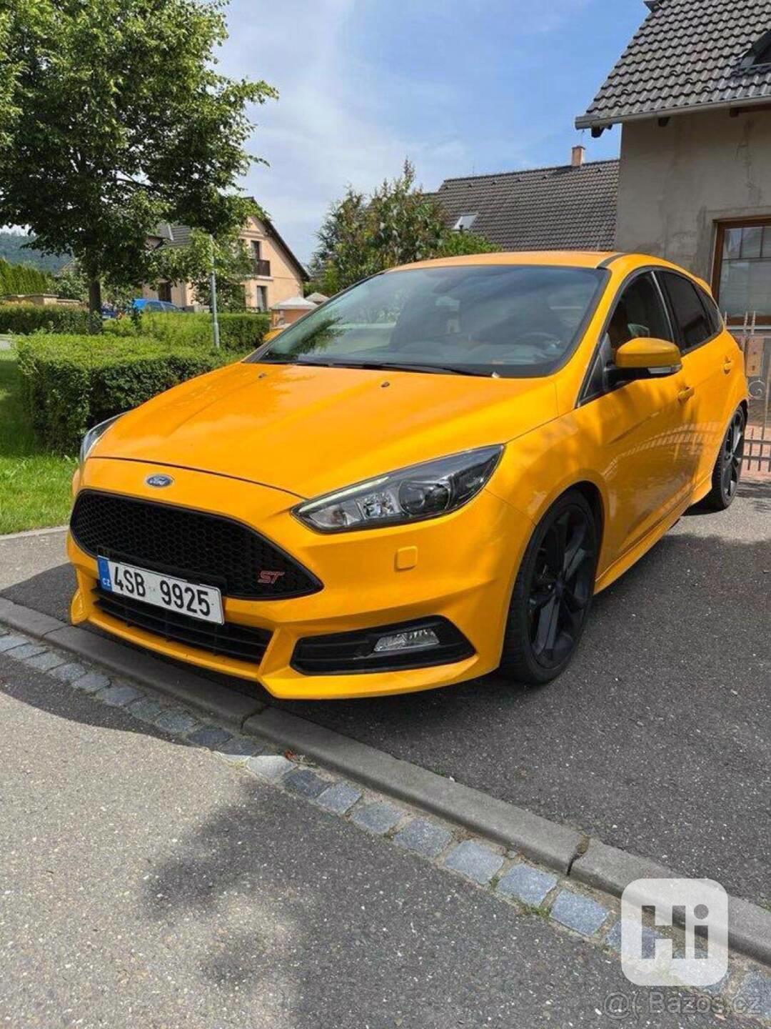 Ford Focus ST - foto 1