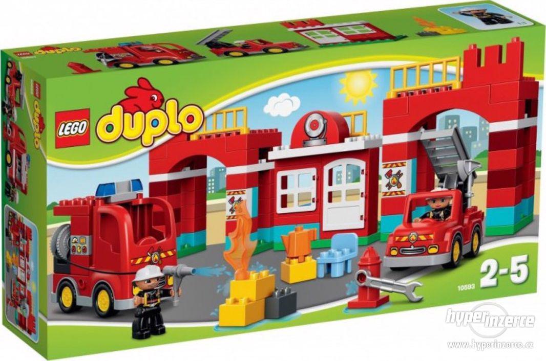 LEGO Duplo Hasičská stanice - foto 1