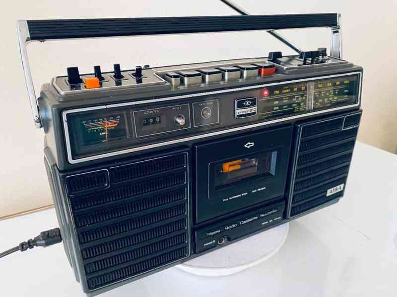 Radiomagnetofon Aiwa TPR 910, rok 1977 - foto 15