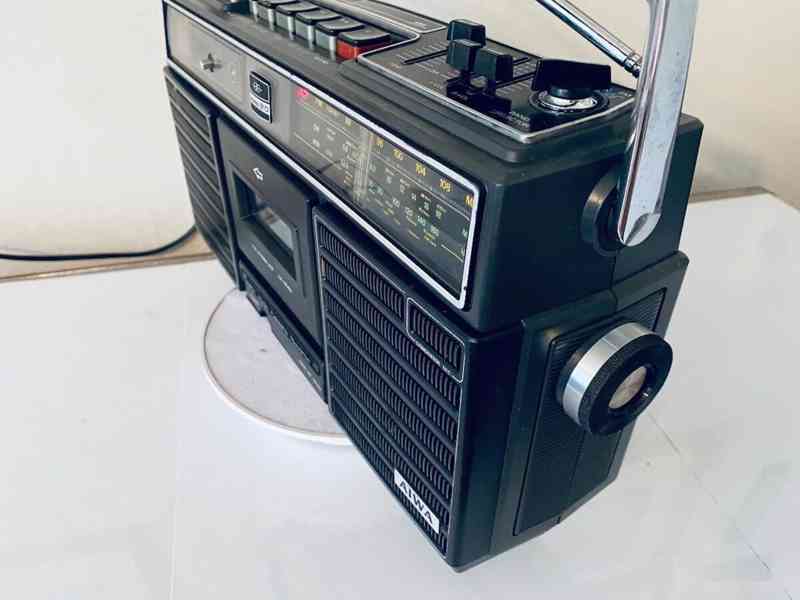 Radiomagnetofon Aiwa TPR 910, rok 1977 - foto 7