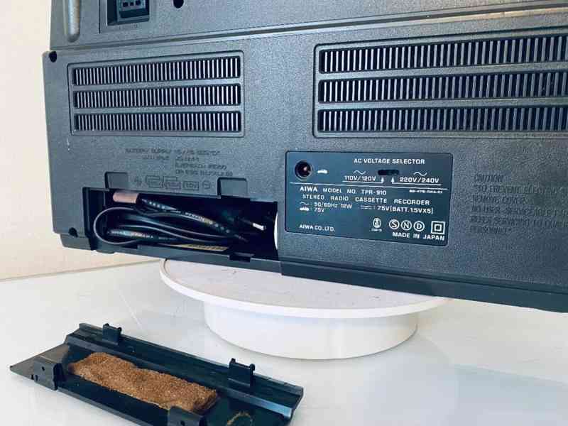 Radiomagnetofon Aiwa TPR 910, rok 1977 - foto 11
