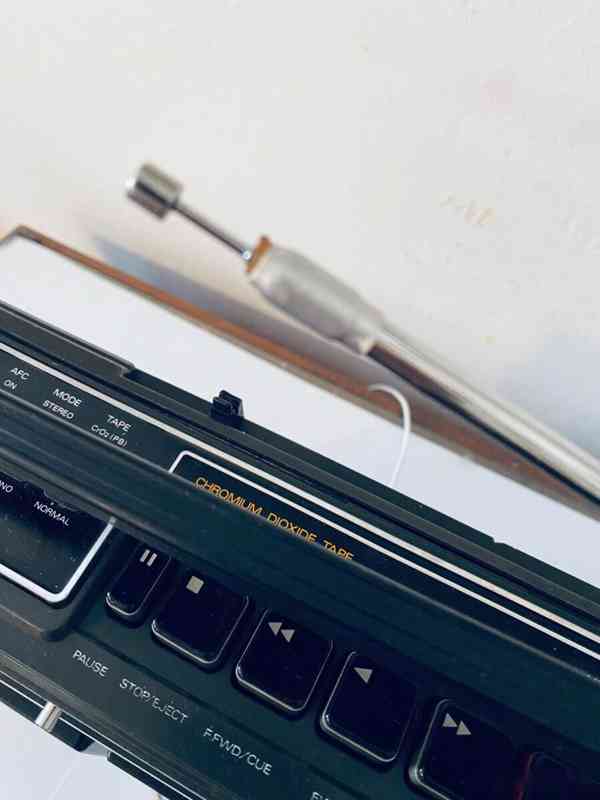 Radiomagnetofon Aiwa TPR 910, rok 1977 - foto 18