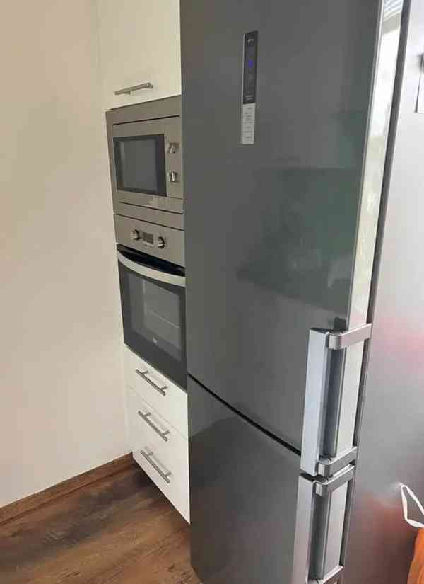 Pronájem bytu 2+kk 52 m² - foto 4