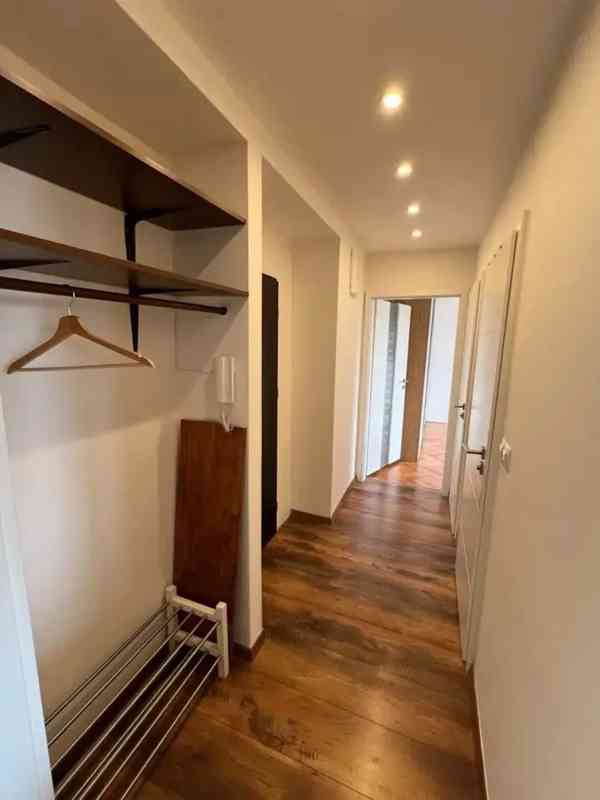 Pronájem bytu 2+kk 52 m² - foto 6