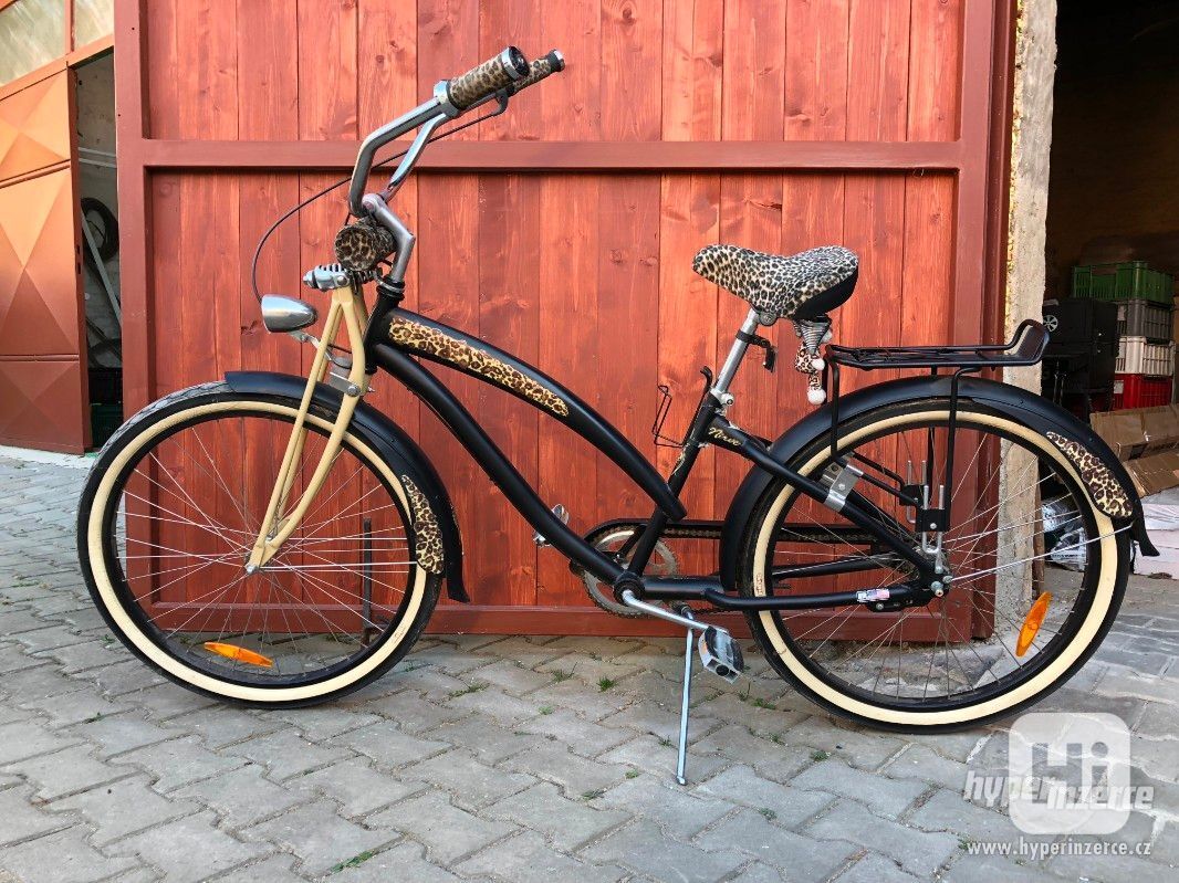 Nirve minx best sale leopard beach cruiser