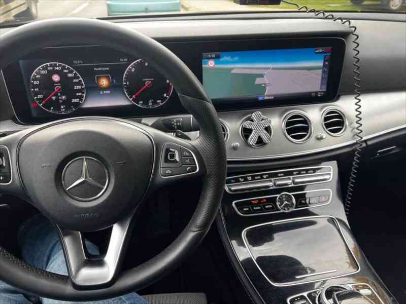 Mercedes-Benz Třídy E 2,0 - foto 3