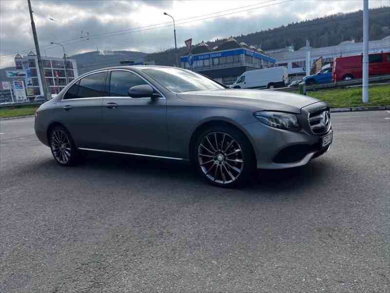 Mercedes-Benz Třídy E 2,0 - foto 1