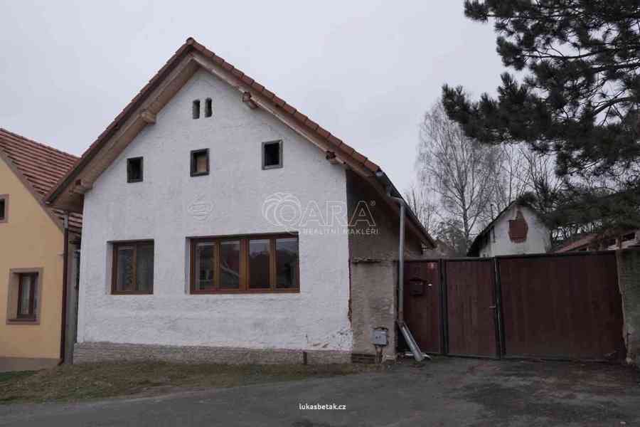 Dům na vesnici, s velkou zahradou, 15 km od Českých Budějovic - foto 5