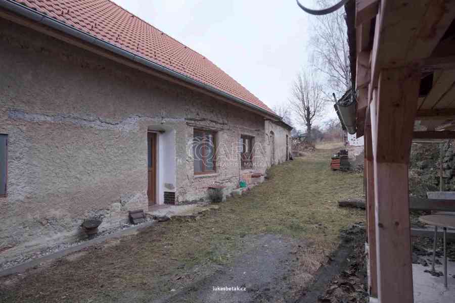 Dům na vesnici, s velkou zahradou, 15 km od Českých Budějovic - foto 6
