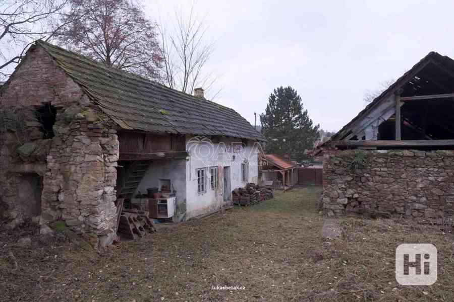 Dům na vesnici, s velkou zahradou, 15 km od Českých Budějovic - foto 13