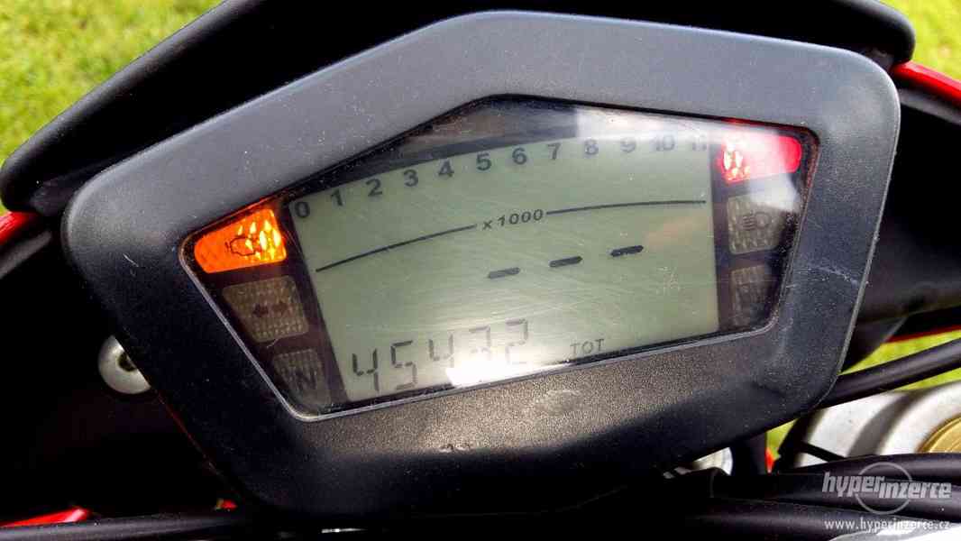 Ducati Hypermotard 1100S - foto 4