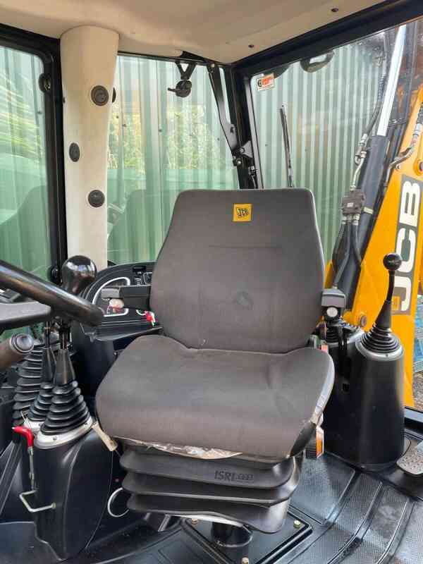 Traktorbagr JCB 3CX CTR Plně funkční - foto 2