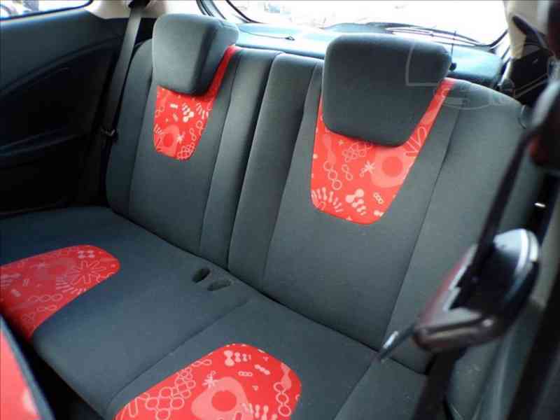 Ford Ka 1,2 i - Hned odjíždíte - foto 8