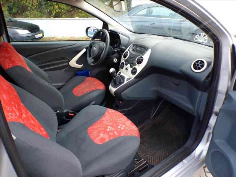 Ford Ka 1,2 i - Hned odjíždíte - foto 11