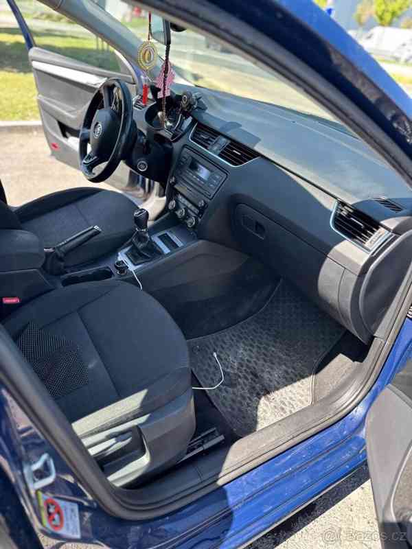 Škoda Octavia 1,6 TDI CR DPF Elegance e5 - foto 3