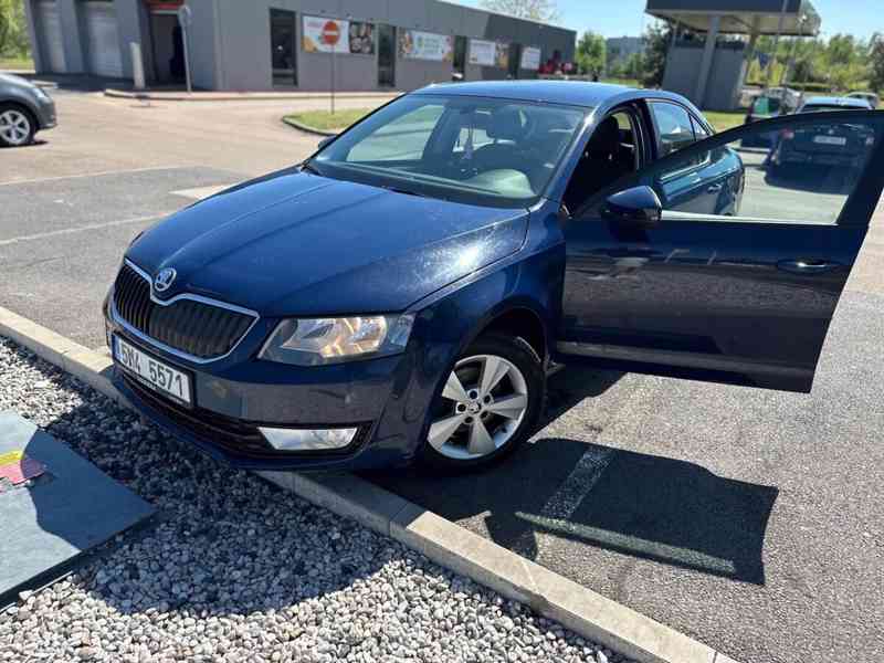 Škoda Octavia 1,6 TDI CR DPF Elegance e5 - foto 2