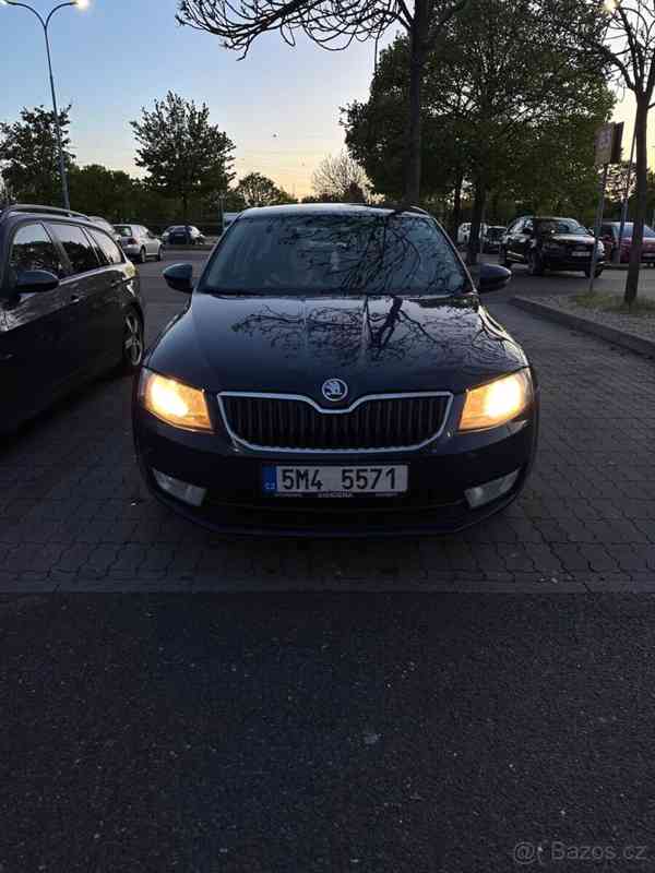 Škoda Octavia 1,6 TDI CR DPF Elegance e5 - foto 10