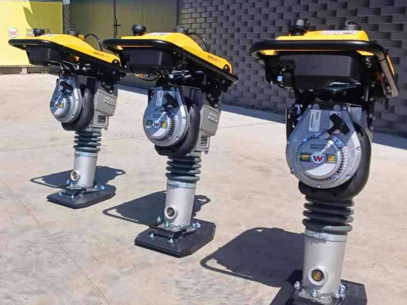Vibrační pěch Wacker BS 50-2 Plus 59 kg, 17 kN - foto 9