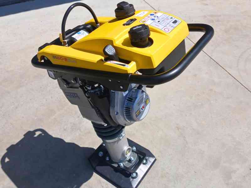 Vibrační pěch Wacker BS 50-2 Plus 59 kg, 17 kN - foto 5