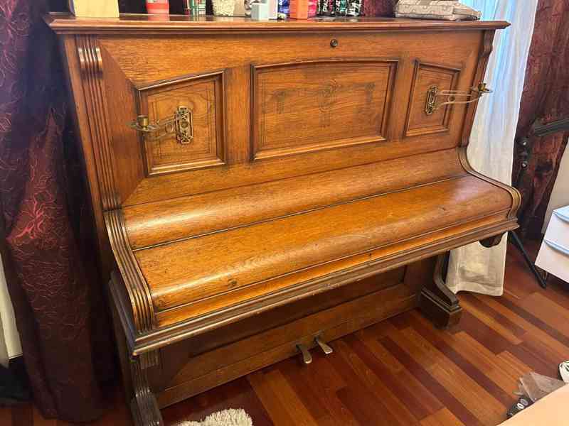 Historické pianino za odvoz  - foto 4