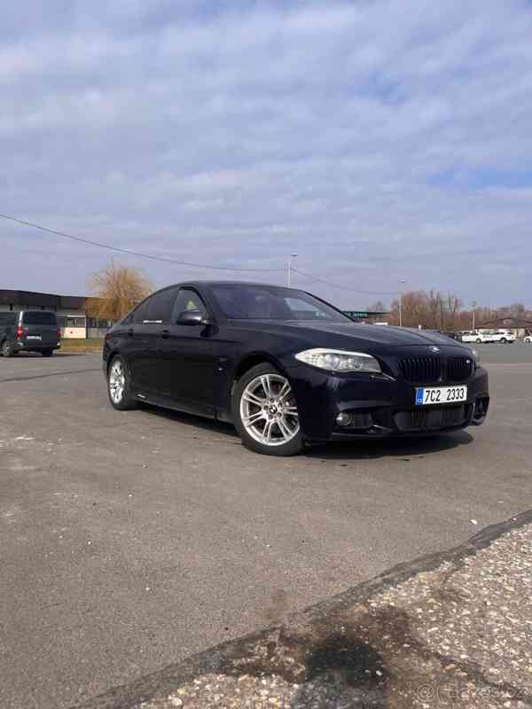 BMW Řada 5 3,0   d xDrive - foto 2