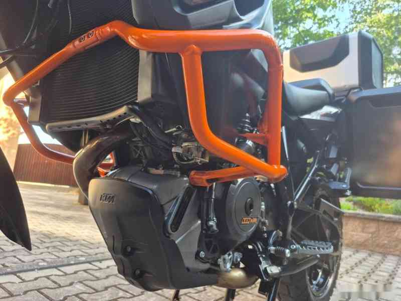KTM 1290 Super Adventure S - SUPER STAV + VÝBAVA 265.000,- K - foto 18
