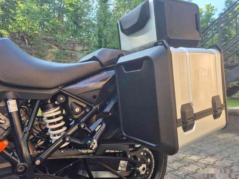 KTM 1290 Super Adventure S - SUPER STAV + VÝBAVA 265.000,- K - foto 9