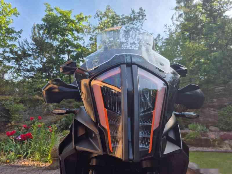 KTM 1290 Super Adventure S - SUPER STAV + VÝBAVA 265.000,- K - foto 20