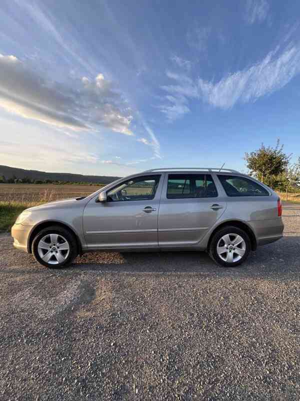 Škoda Octavia 1,6   1,6 TDI common rail - foto 14