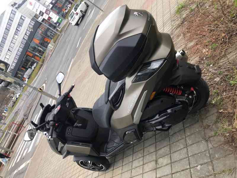 Peugeot Metropolis - foto 7