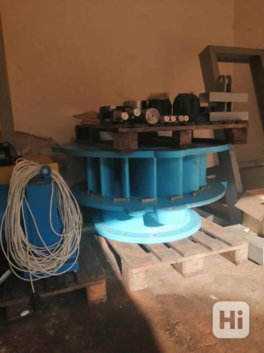 Prodám Kaplanovu vodní turbínu. - foto 1