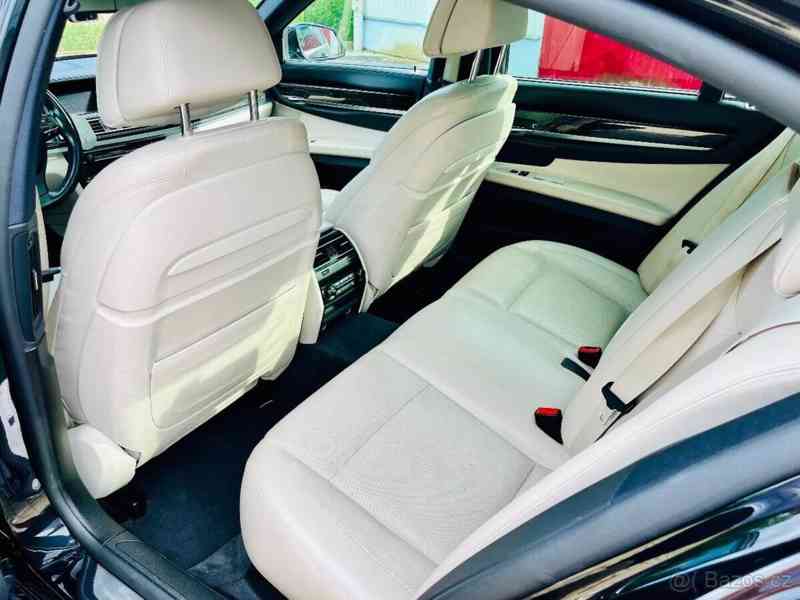 BMW Řada 7 3,0   740xd 2014 230kw DPH - foto 14