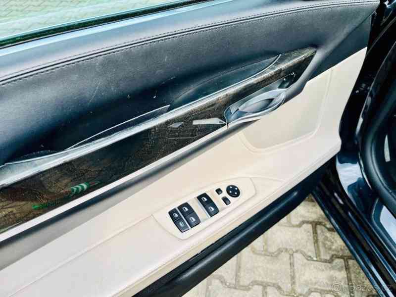 BMW Řada 7 3,0   740xd 2014 230kw DPH - foto 13