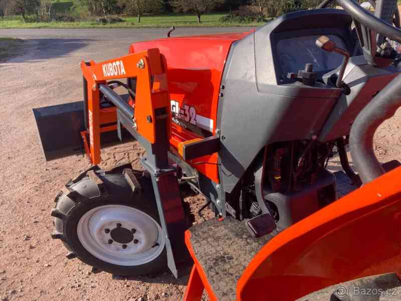 Kubota GL 32 Grandel s čelním nakladačem - foto 9