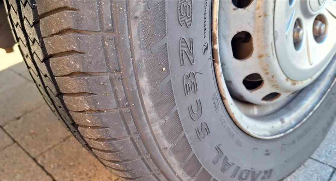 Hyundai H-1 Starex 2,5d 125kw - foto 10