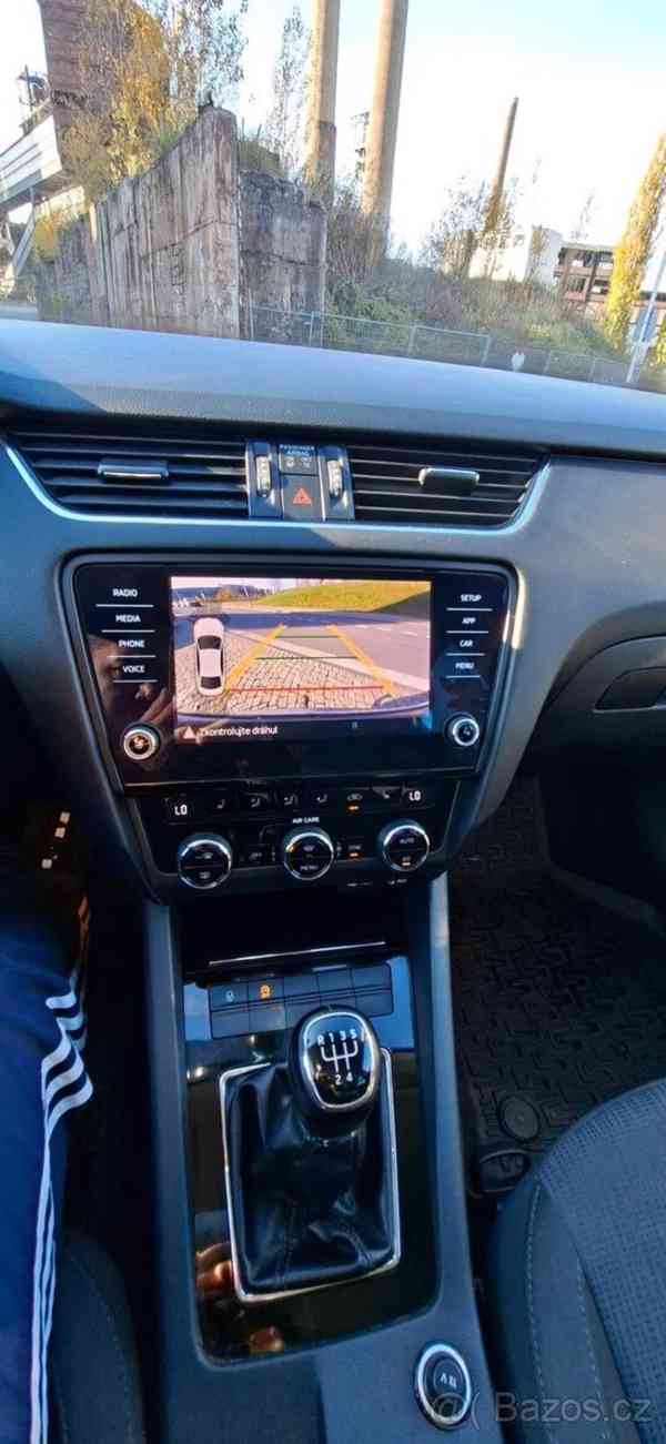 Škoda Octavia 1,6   TDI 85kw Style plus - foto 3