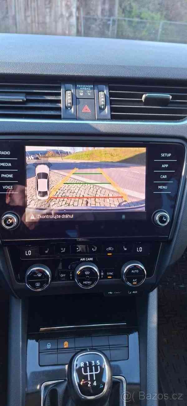 Škoda Octavia 1,6   TDI 85kw Style plus - foto 19